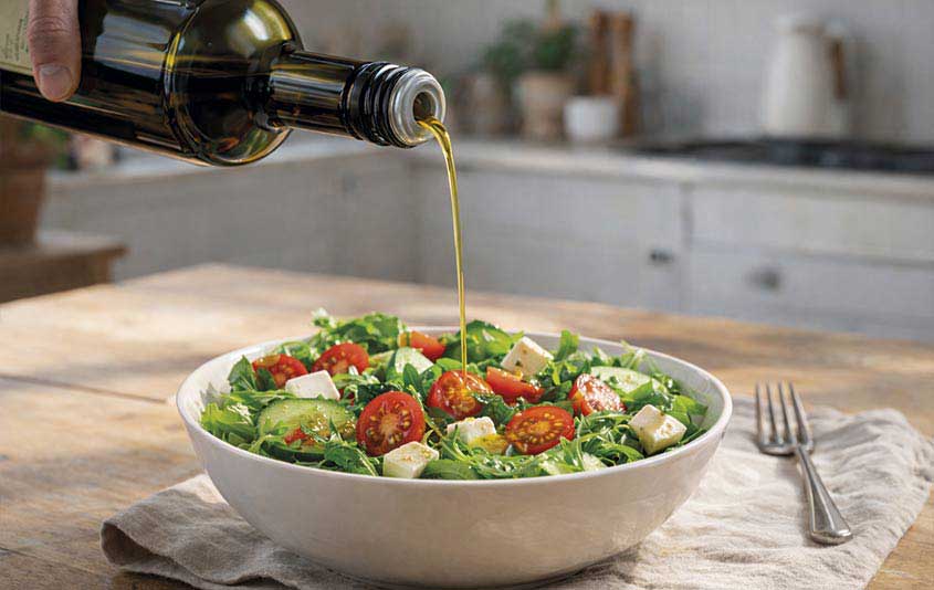 aceite oliva ensalada crudo